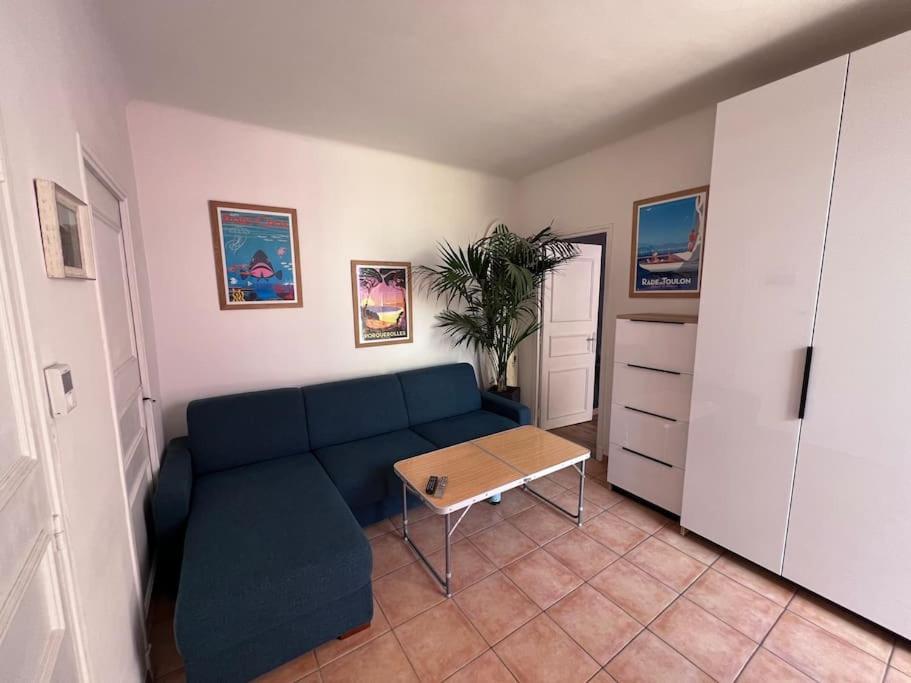 Maison Dans Les Rues Pietonnes Du Vieux Hyères Exteriér fotografie